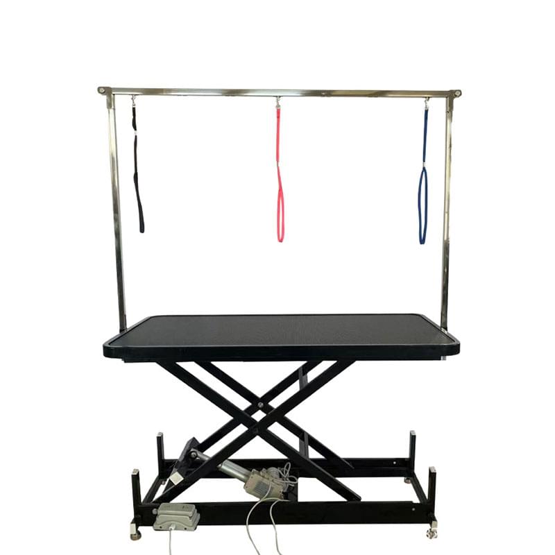 Mesa de tosa com elevação elétrica para exames e banho de animais de estimação.
